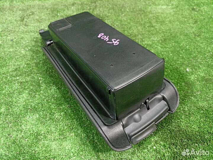 Подлокотник Mercedes-Benz Clk200 W209 M271KE18