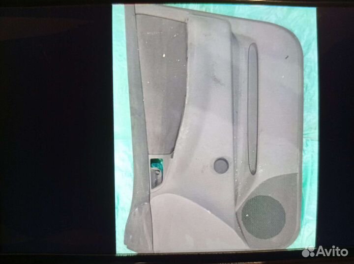 Обшивка двери Toyota fielder
