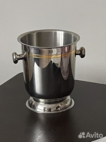 Ведерко для шампанского