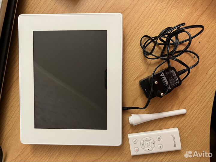 Новая Цифровая фоторамка intenso 8