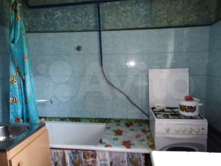 Комната 20 м² в 4-к., 1/4 эт.