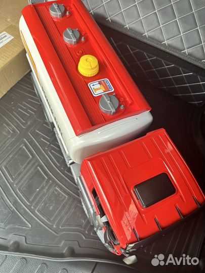 Бензовоз Bruder