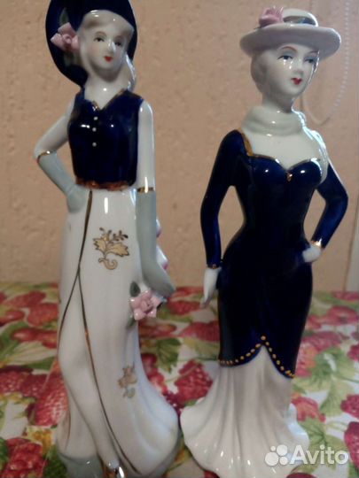 Статуэтки фарфоровые