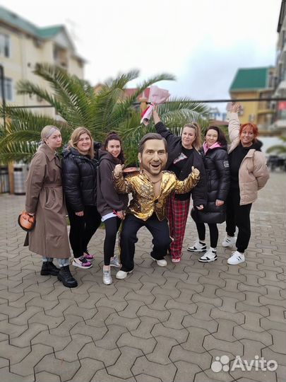 Артур Пирожков ростовая кукла