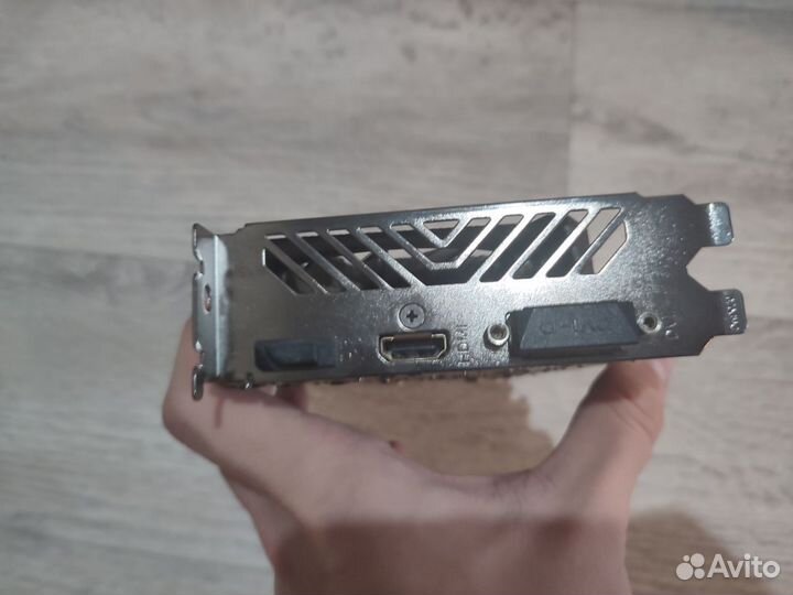 Видеокарта Gigabyte GTX 1050 2gb