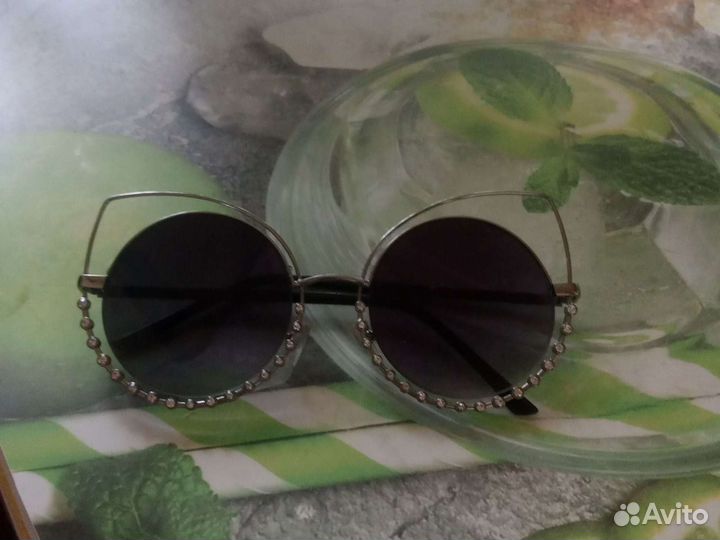 Солнцезащитные очки