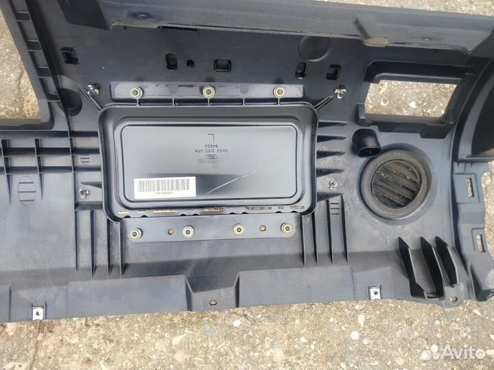 Накладка на торпеду форд с макс 2004