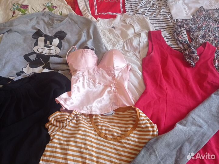 Большой пакет женских вещей