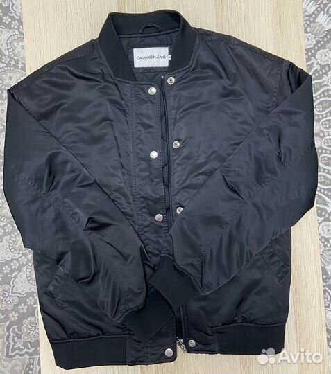 Бомбер Calvin Klein