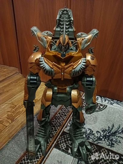 Транформер Гримлок