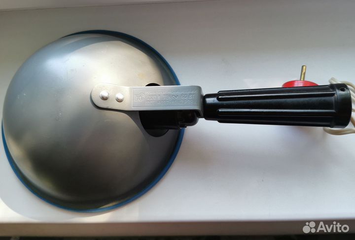 Синяя лампа рефлектор минина