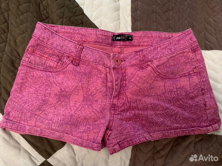 Шорты женские