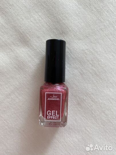 Лак для ногтей новый