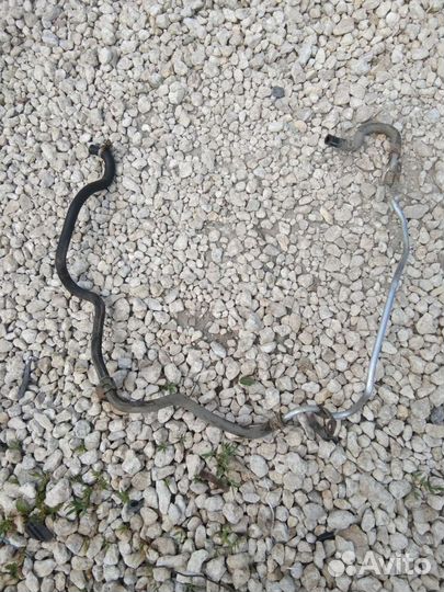 Трубка гур Митсубиси Лансер 10