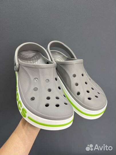 Шлепанцы crocs