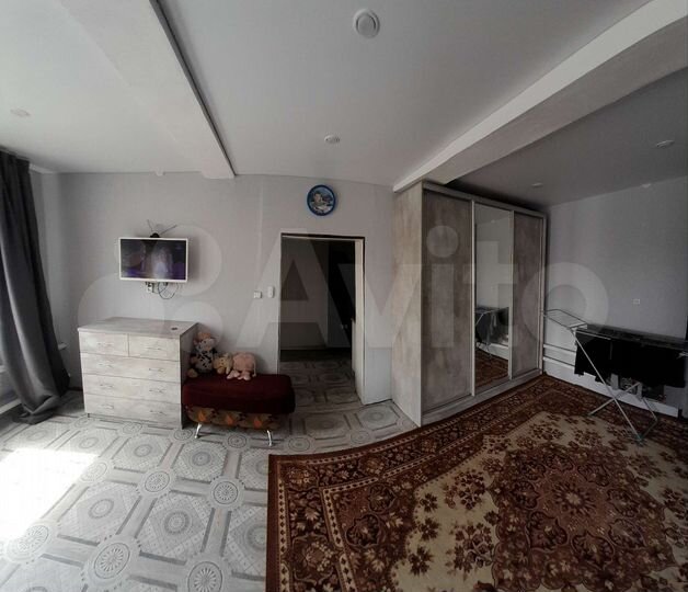 Дом 37 м² на участке 5,3 сот.