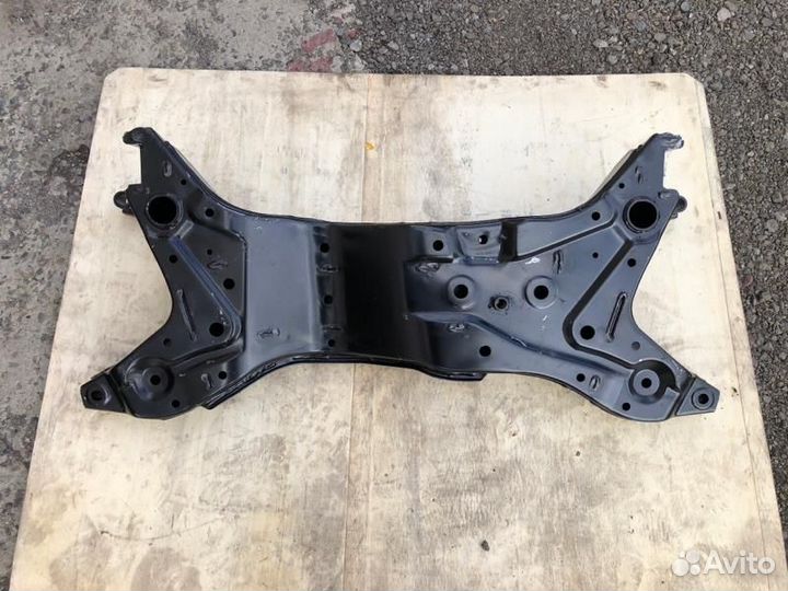 Подрамник передний Mitsubishi Outlander XL 6B31 3