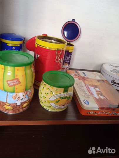 Банки жестяные