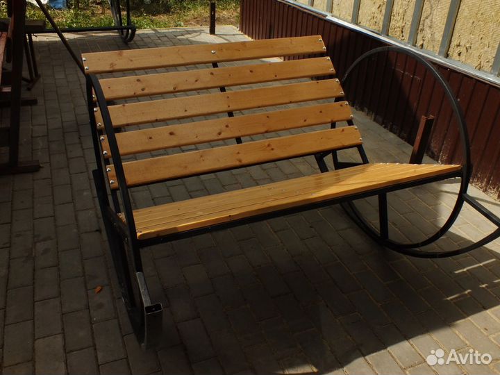 Садовые качели