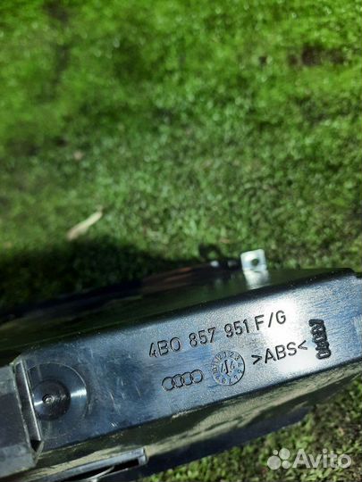 Пепельница Audi A6 C5 ALF (2.4) 1997