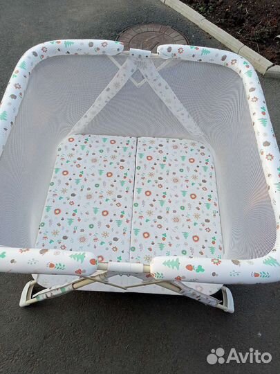 Манеж детский складной