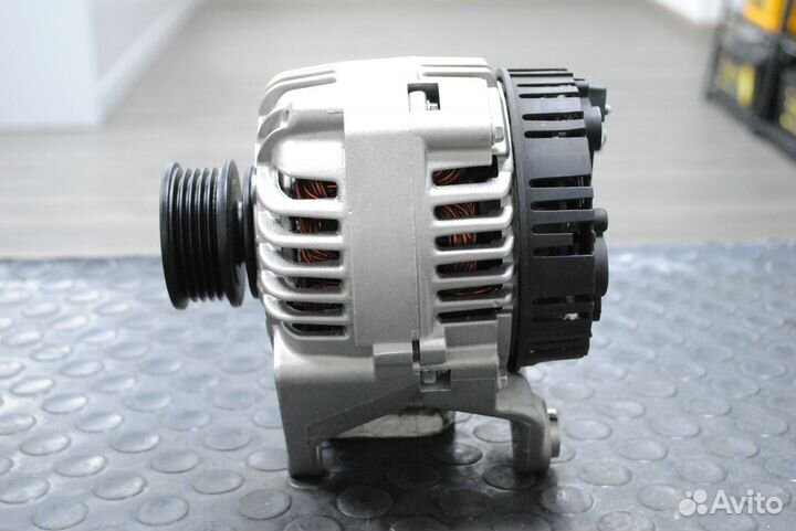 Генератор Audi А4, А6, VW Passat B5 1.6, 1.8 90А