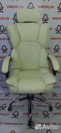 Кожанное кресло директора