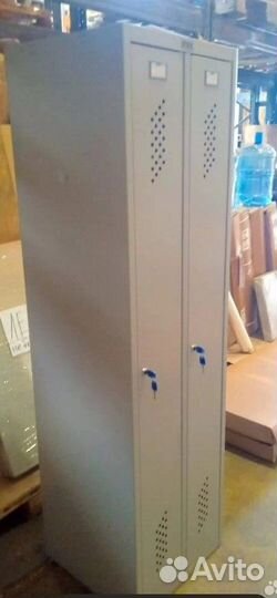 Шкаф металлический для раздевалок