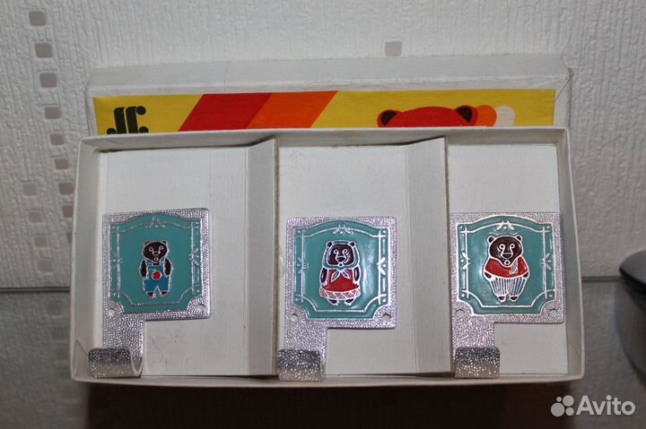 Набор декоративных крючков