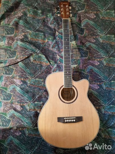 Электроакустическая гитара