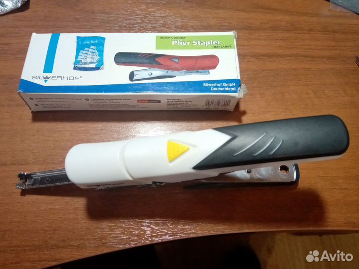 Плаер-степлер 