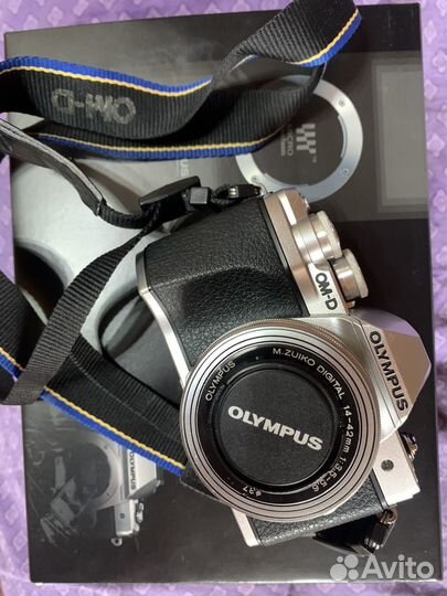 Olympus om d e m10 mark iii