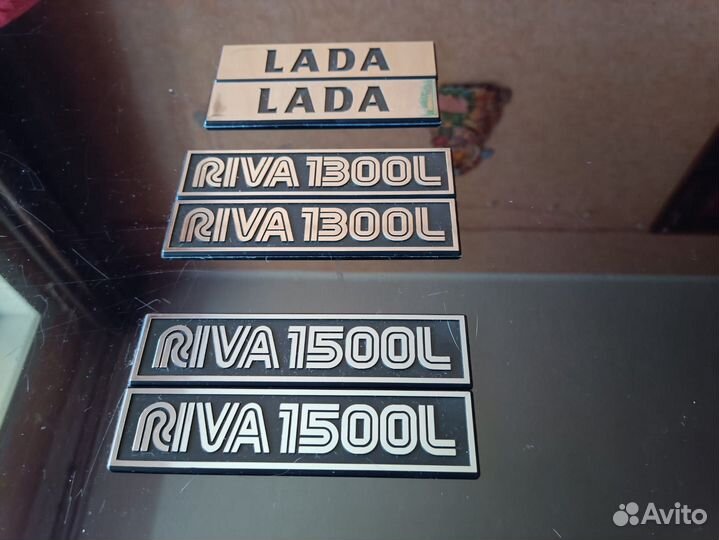 Новые экспортные дилерские эмблемы шильды ваз