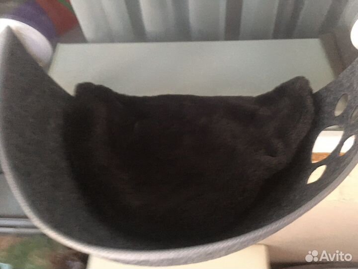 Гамак для кошек на окно