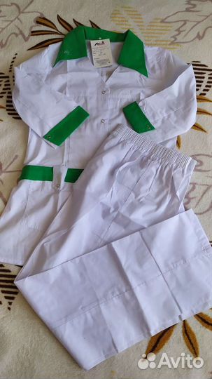 Медицинский костюм 46
