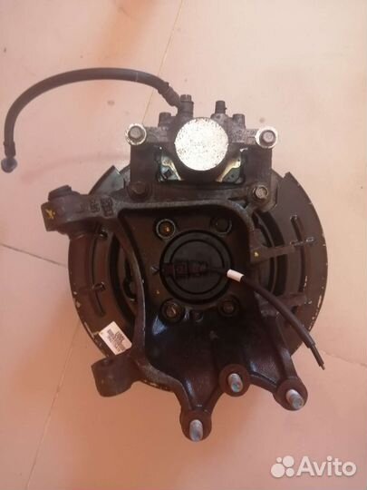 Тормозной диск, ступица, суппорт в сборе