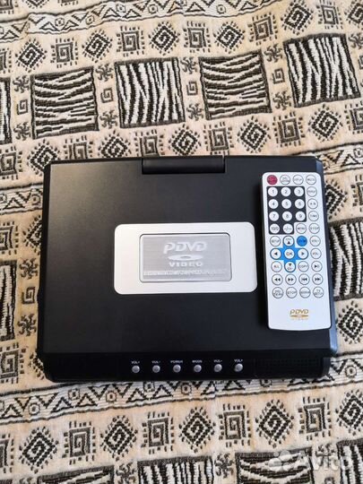 Портативный DVD плеер