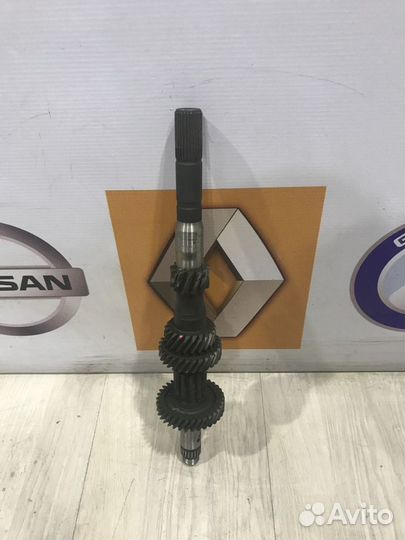 Первичный вал коробки передач кпп Renault logan