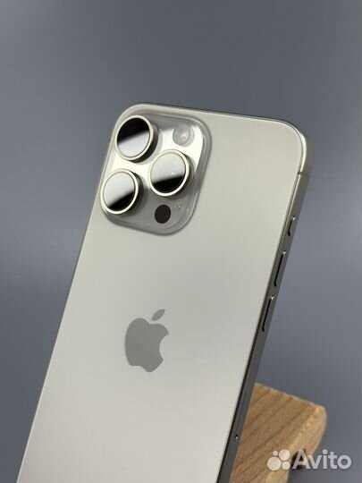 iPhone 15 Pro, 256 ГБ