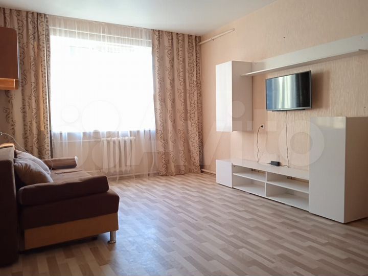 2-к. квартира, 52 м², 4/6 эт.