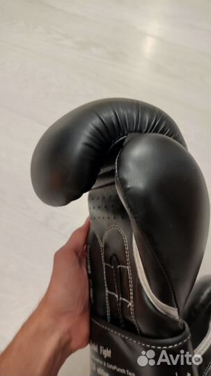 Боксерские перчатки 12 oz