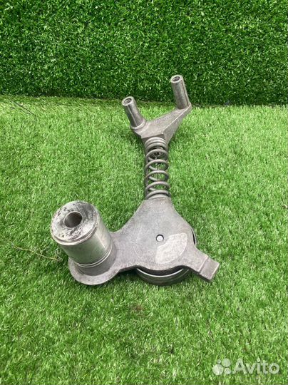 Натяжитель приводного ремня Audi ASN BBJ AVK 4854