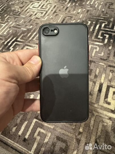 iPhone SE (2020), 64 ГБ