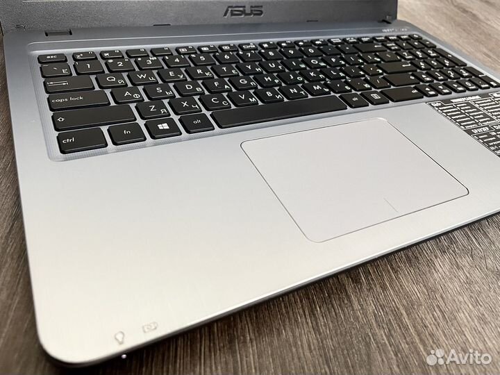 Идеальный Asus/Nvidia 920M/Core i3/8GB/1000GB