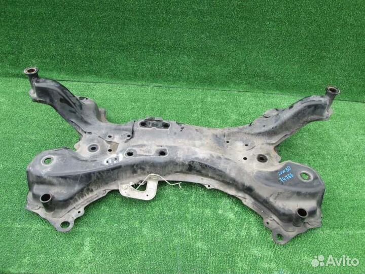 Балка под двс Toyota Prius ZVW30 2ZR-FXE 2009/10