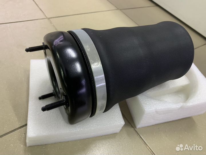 Передний баллон Mercedes GL W164