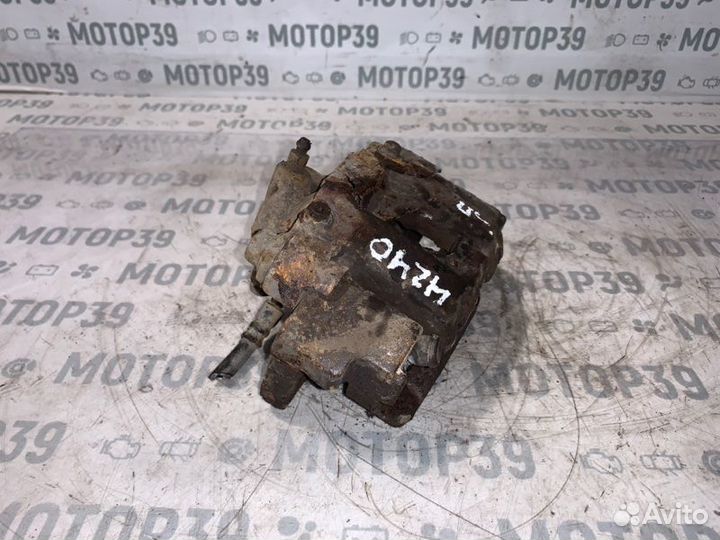 Суппорт задний правый Toyota Land Cruiser Prado