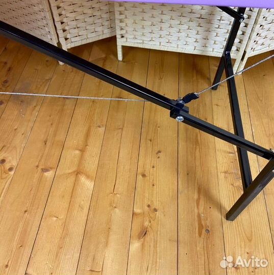 Массажный стол