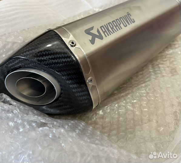 Титановый глушитель Akrapovic Выхлоп на мотоцикл