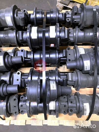 Каток поддерживающий Case R900B 81E6-2003